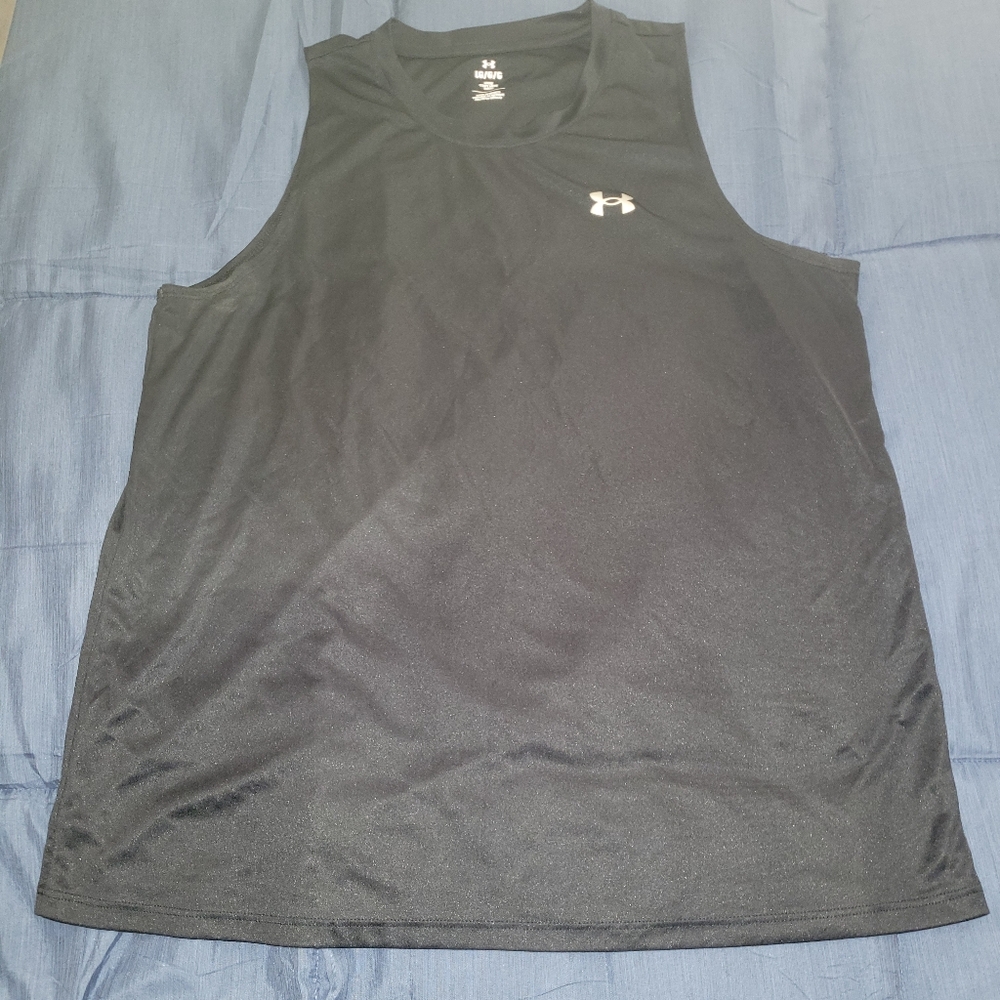 Under Armour Womens Sleeveless Black Top Sz L